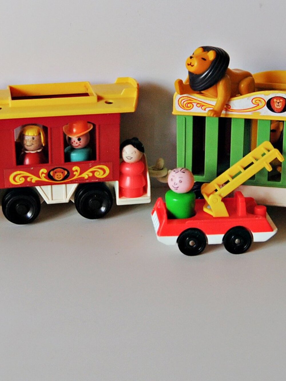 Vintage Fisher Price Little People Circus Train, Trucks, Cycle, Lions, Table
